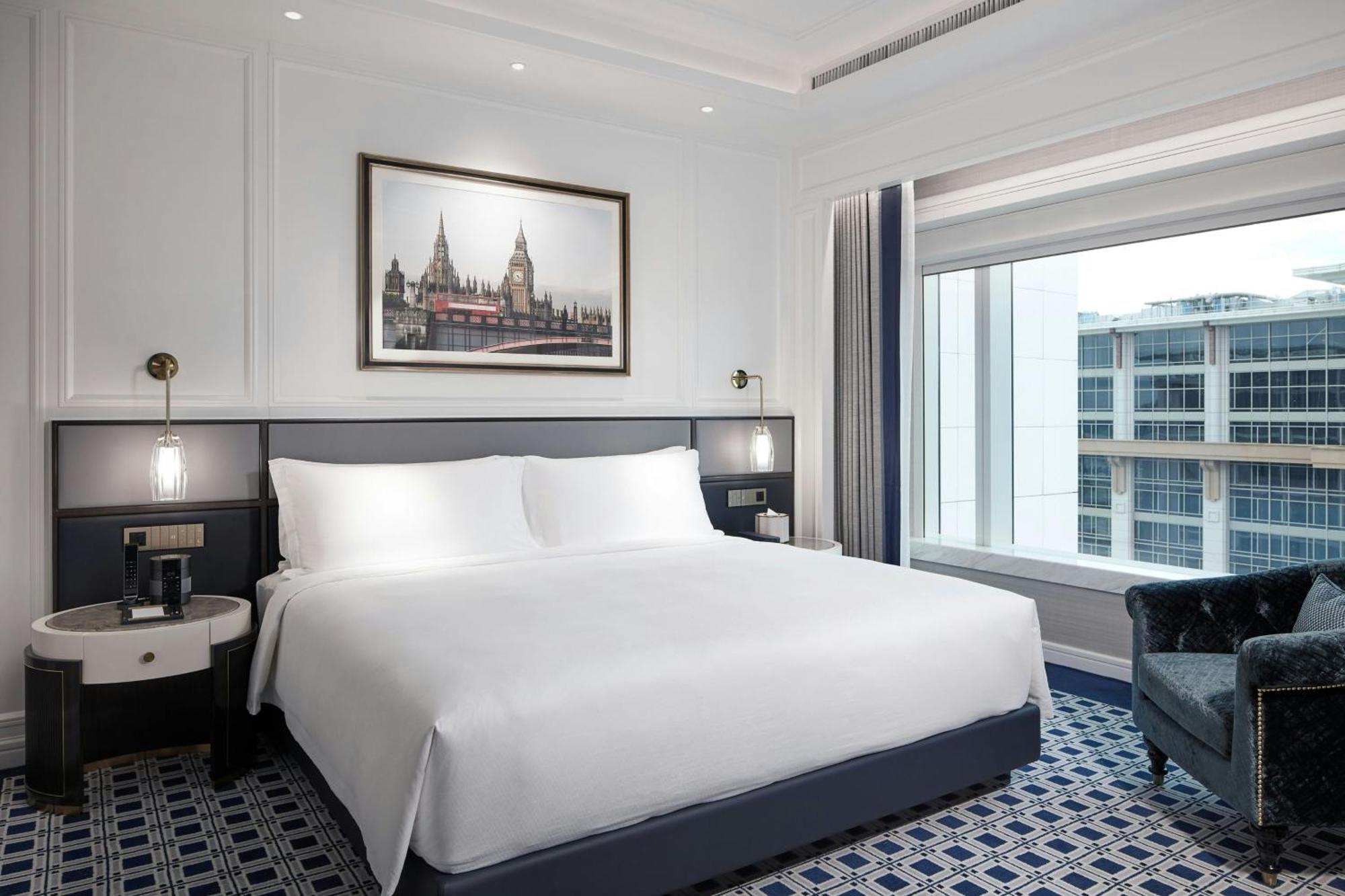 Londoner Grand, A Luxury Collection Hotel, 5*